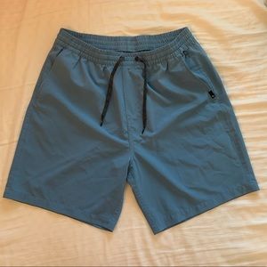 Men’s Quiksilver Casual/Board shorts size L